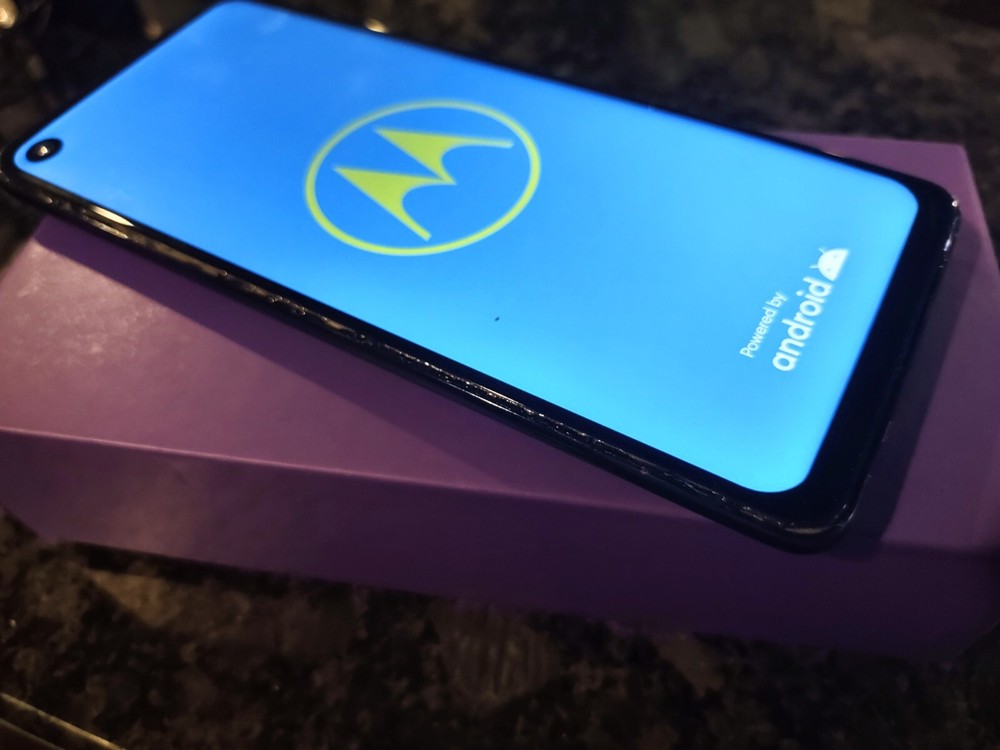 Motorola One Action – 128GB – Denim Blue (Unlocked) New Screen
