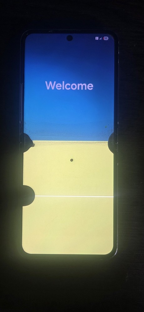 Samsung Galaxy Z Flip5 – 256 GB – Cream (Unlocked)