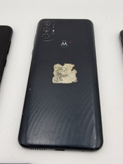 LOT of (5)…. (LG,Samsung, MOTO , TCL . ONLY FOR PARTS AS NO RETURN