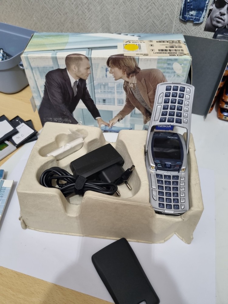 NOKIA-6800- New Old Stock Boxed