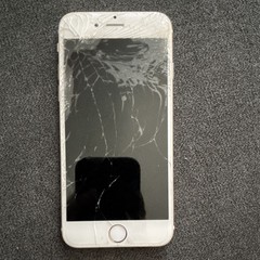Apple iPhone 6 A1549 16GB Gold iOS 4.7in 8MP 4G GSM Cracked Screen