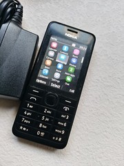 Nokia Asha 301 black white Unlocked Single card 3G Bluetooth Button Mobile Phone
