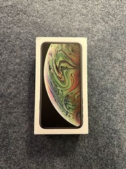 Apple iPhone XS Max – 64GB – Space Gray (Verizon) A1921 (CDMA + GSM)