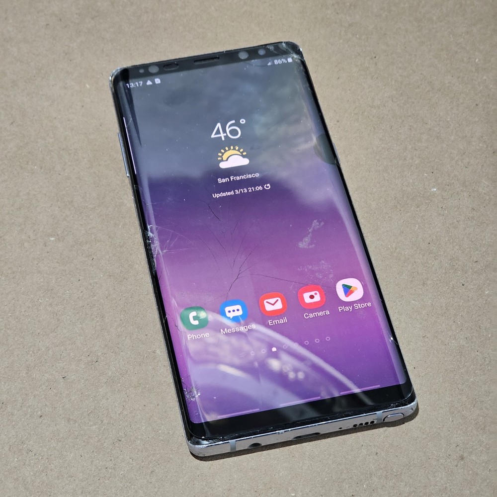 Samsung Galaxy Note 64gb Violet SM-N950U Cracked Clean ESN For Parts Or Repair