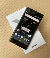 Sony Xperia XZ Premium G8141 G8142 64GB+ 4GB Unlocked Smartphone– New Unopened
