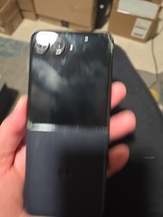 Motorola razr+ 2024 – 256 GB – Navy Blue (Unlocked).read Description