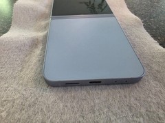 Samsung Galaxy Z Flip6 512GB Blue — Factory Unlocked — Excellent Condition