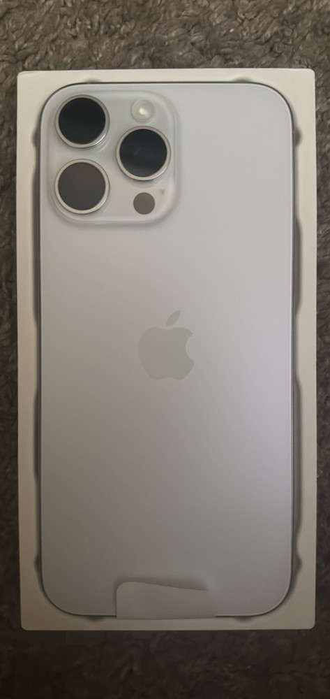 Apple iPhone 16 Pro Max 256GB White Factory Unlocked Smartphone
