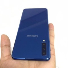 Samsung Galaxy A7 (2018) A750F Unlocked 24MP 64GB Dual SIM Smartphone-Original