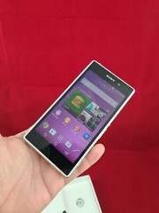 Sony Xperia Z1 Demo/test unit Rare for Collectors