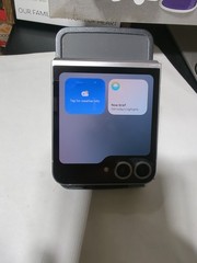 ⚠️READ⚠️ Samsung Galaxy Z Flip6 256GB, SM-F741U1, Factory Unlocked, Silv #61320