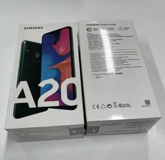 Brand New✨Samsung Galaxy A20✨SM-A205U 32GB+ 3GB Black 6.4&Prime; Unlocked Smartphone
