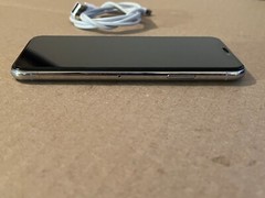 Apple iPhone XS – 64GB – Silver (Unlocked) A1920 (CDMA + GSM) READ