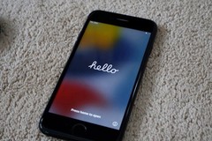 iPhone 7 Jet Black 256GB With Box READ DESC.
