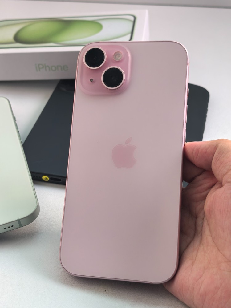 Apple iPhone 15 Unlocked Very Good Condition All Colors 128-256GB With Face ID
