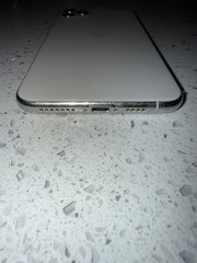 Apple iPhone 11 Pro Max 64GB A2161 Silver Unlocked Very Good Condition + 5 Cases