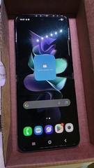 GRADE A Samsung Galaxy Z Flip3 5G 128GB Lavender – UNLOCKED