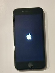 Apple iPhone SE 2~128GB Unlocked~A13~12MP~4G~4K Free Gift! 80% Plus Battery