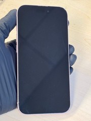 Unlocked Apple iPhone 15 A2846 128GB Pink – Cracked Screen, Service Battery 74%
