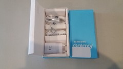Samsung Galaxy A5 SM-A5000 4G LTE Android 4.5&Prime; 8MP 16GB Dual Sim Smartphone