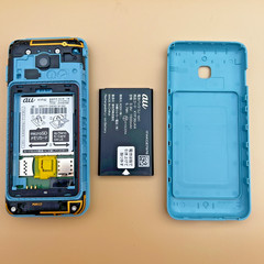 Kyocera GRATINA KYF42 Light Blue Unlocked Android Flip Phone Excellent Condition