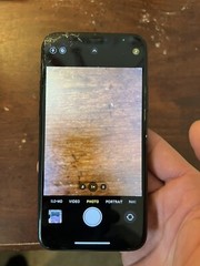 Apple iPhone 11 Pro – 256GB – Midnight Green (Verizon) A2160 (CDMA + GSM)