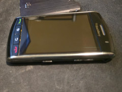BlackBerry Storm 1 – 9530 (Verizon) Vintage Smartphone – Powers On / No Battery