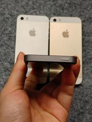 Apple iPhone 5s 16/32/64GB Gray/Silver/Gold Factory UNLOCKED Any carrier