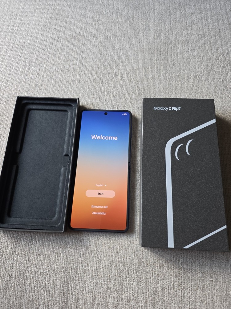 Samsung Galaxy Z Flip 7 5G 256GB – Blue Color (T-Mobile Only) – Open Box New
