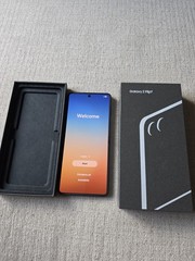 Samsung Galaxy Z Flip 7 5G 256GB – Blue Color (T-Mobile Only) – Open Box New