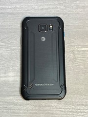 Samsung Galaxy S6 Active SM-G890A 32GB Phone AT&T – Gray – Moderate Condition