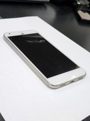 DEFECTIVE – Google Pixel XL – 32 GB – Silver – Unlocked – G011C – 12137