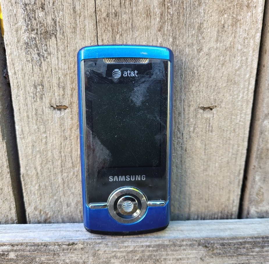 Samsung SGH-A777 – Blue and Black ( AT&T ) Cellular Slider Phone Parts Only