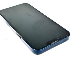 Apple iPhone 13 128GB Blue 6.1in Super Retina XDR 5G Smartphone MLML3LL/A