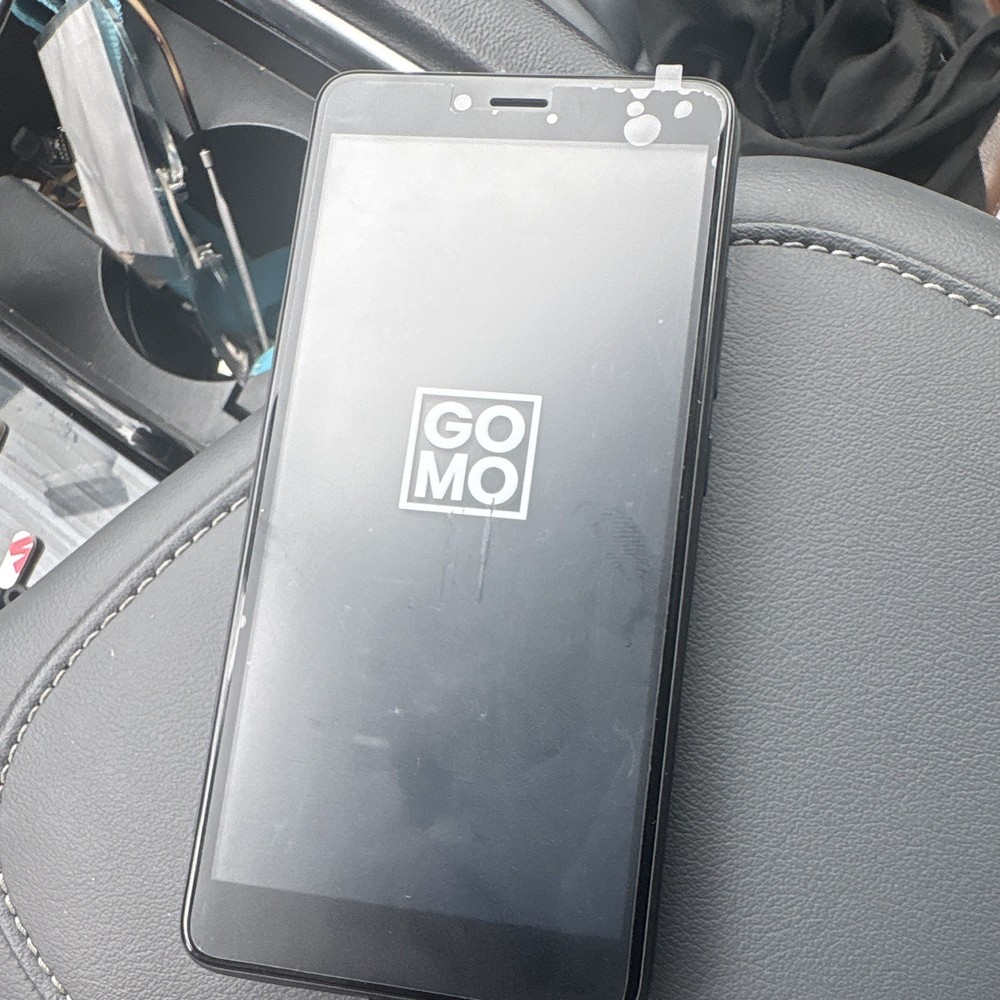 GOMO n11 Black 16GB 5.5in Android Unlocked Bar Style Smartphone