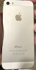 Apple iPhone 5s 16 GB Silver iOS 7.1 Unlocked With Original Box