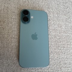 Apple iPhone 16 128GB Green Smartphone 12MP Camera Built-In Memory Slate