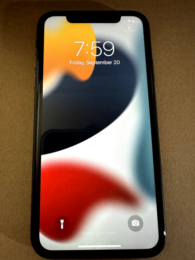 Apple iPhone 11 64GB Black Unlocked A2111 – 99% Battrey Health – iOS 15.6.1