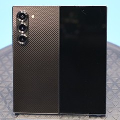 Samsung Galaxy Z Fold6 – 512 GB – Crafted Black (Unlocked)