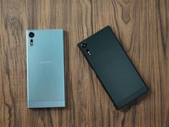 Sony Xperia XZs G8232 64GB 19MP Dual SIM Unlocked Global Smartphone New Sealed