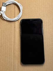 Apple iPhone 11 Pro – 256GB – Space Gray Unlocked A2160 (CDMA + GSM) Read