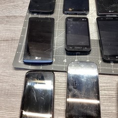 Random Lot of 20Cell Phones Untested, for Parts or Repair Assorted Apple Samsung