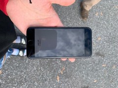 Apple iPhone 7 – 32GB – Black (Unlocked) A1660 (CDMA + GSM)