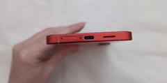 Samsung Galaxy S25+ – 256 GB – Coral Red (Unlocked) -Excellent Condition