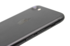 Apple iPhone 7 A1660 32GB Jet Black (Cricket)