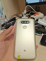 LG G5 Factory UNlocked for any carrier Android Smartphone 95% NE W