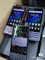 BlackBerry KEY2 LE 4.5 in 64GB (Unlocked) Dual SIM New Sealed Smartphone