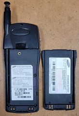 Samsung SCH-T300 – Gray and Black ( Verizon ) Super Rare CDMA Phone – READ