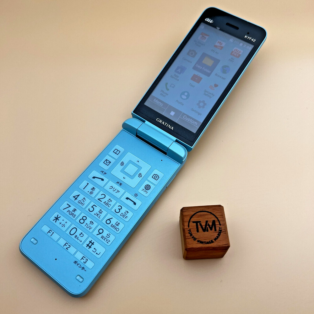 Kyocera GRATINA KYF42 Light Blue Unlocked Android Flip Phone Excellent Condition
