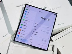 Honor V Purse 5G Snapdragon 512GB 16GB RAM Google Play Foldable Phone